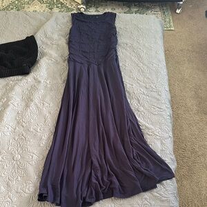 Elegant Purple Sleeveless Gown